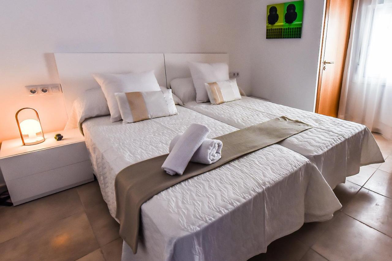 Sal Mar Suites Santa Eularia des Riu Dış mekan fotoğraf